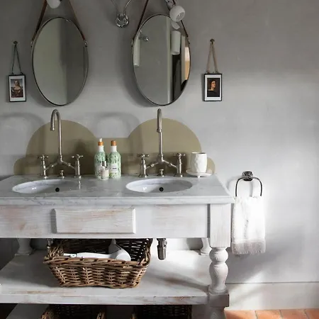 Luxury 6-bed Tuscan Near Lucca And Florence